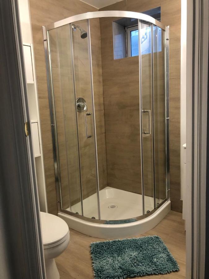 Hidden Valley Basement Suit H YYC Esterno foto