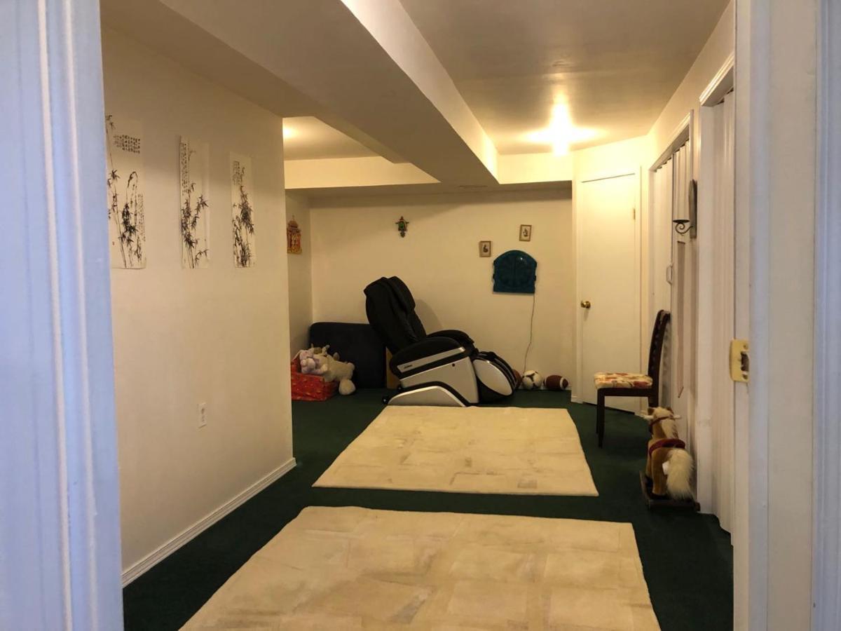 Hidden Valley Basement Suit H YYC Esterno foto
